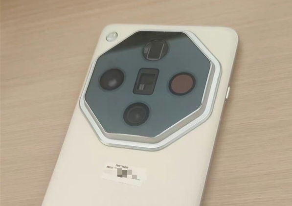 天璣驍龍雙平臺(tái)！OPPO Find X7系列入網(wǎng)：標(biāo)配100W快充