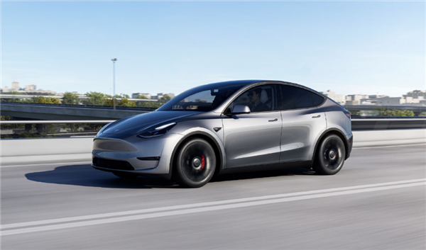 馬斯克確認(rèn)：特斯拉自動(dòng)駕駛出租車今年全球可用