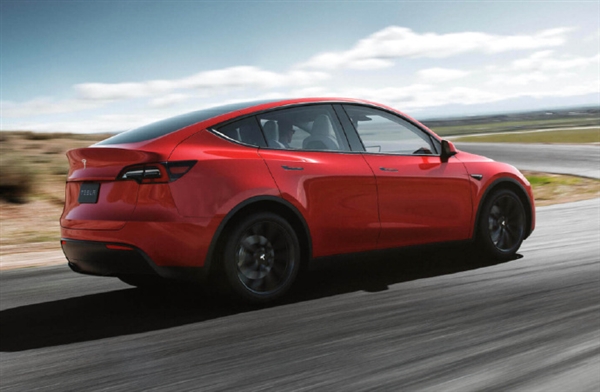 小米車SU7、特斯拉Model Y同框多角度實拍：誰更好看