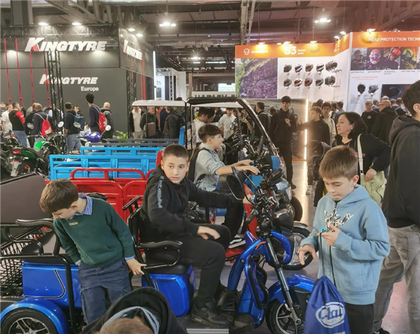 國產(chǎn)“三蹦子”走紅米蘭車展：農(nóng)場主尤其喜愛