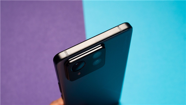 驍龍8 Gen3續(xù)航怪獸！華碩Zenfone 11 Ultra圖賞：頂配價格超8000元