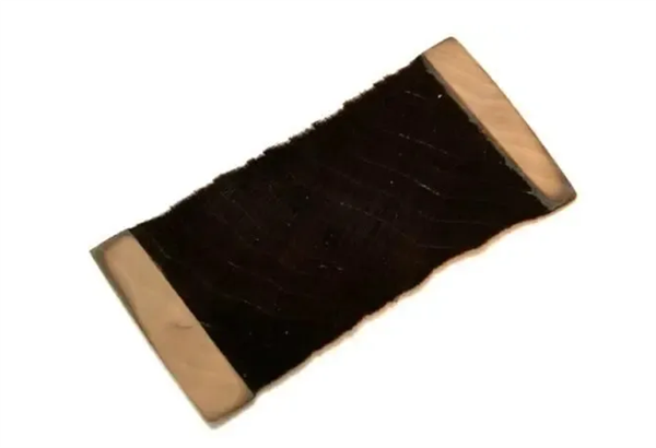 加拿大開發(fā)出新型超黑木材：吸光率達(dá)99%