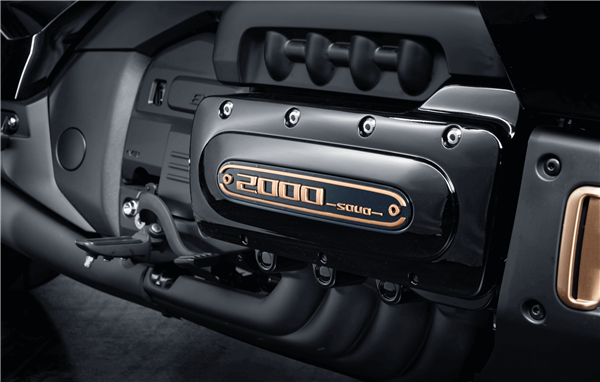 全球唯一V8水平對(duì)置發(fā)動(dòng)機(jī)+8DCT自動(dòng)換擋！長(zhǎng)城靈魂摩托正式發(fā)布