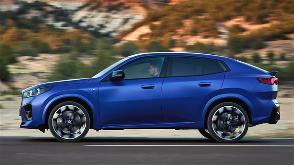 來(lái)了個(gè)狠角色！全新一代寶馬X2官圖發(fā)布：中國(guó)大陸消費(fèi)者無(wú)緣