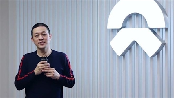 李斌：蔚來(lái)手機(jī)是首款為車設(shè)計(jì)的手機(jī) 不需要靠廣告掙錢