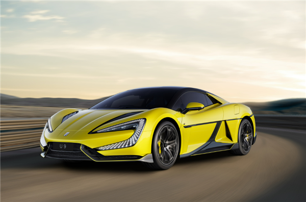 比亞迪百萬級(jí)超跑 仰望U9路試諜照首次曝光：變好看了