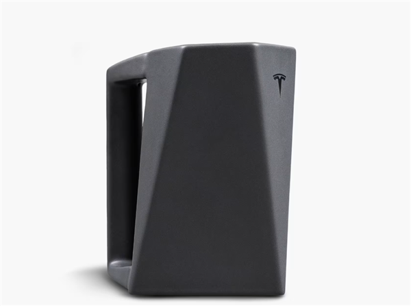 馬斯克會玩！特斯拉發(fā)布賽博啤酒套裝：1095元 宣稱貴族啤酒花