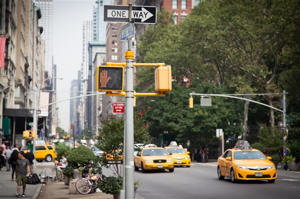 打到臭車(chē)的概率越來(lái)越高了 網(wǎng)友在線支招除臭：三種方法可用