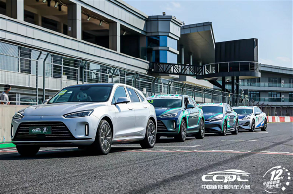 問界M5獲2022中國新能源汽車耐力賽冠軍：累計(jì)圈數(shù)遙遙領(lǐng)先