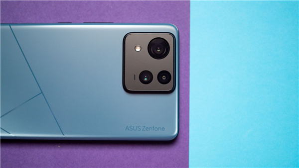 驍龍8 Gen3續(xù)航怪獸！華碩Zenfone 11 Ultra圖賞：頂配價格超8000元