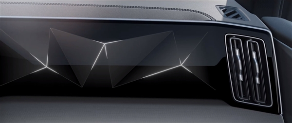 15萬絕殺！比亞迪宋L DM-i內(nèi)飾高清圖曝光：配備水晶檔把、氛圍燈搶眼