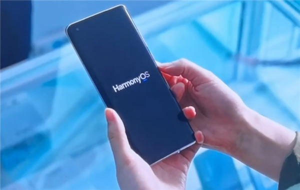 華為Mate 40 Pro現(xiàn)身劉亦菲新?。▲櫭蒓S開機(jī)動畫太吸睛