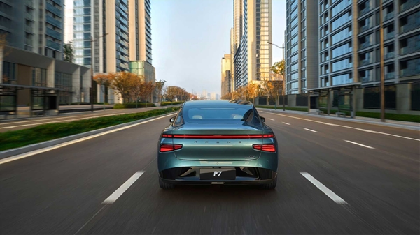 拯救小鵬之功臣 新款P7歐洲亮相：激光雷達完美隱藏大燈中