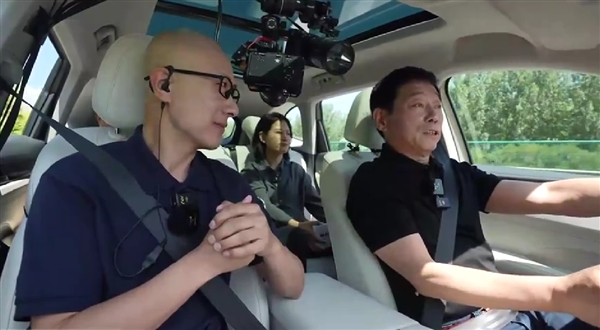 長城魏建軍：最喜歡開的車是坦克500  認可“保定陸巡”的說法