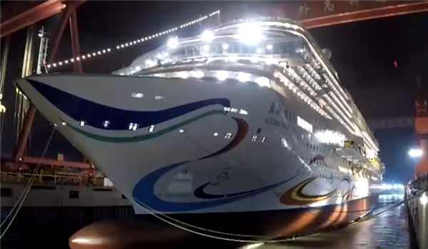 海上巨無霸！我國首艘國產(chǎn)大型郵輪成功起浮：最快年底交付