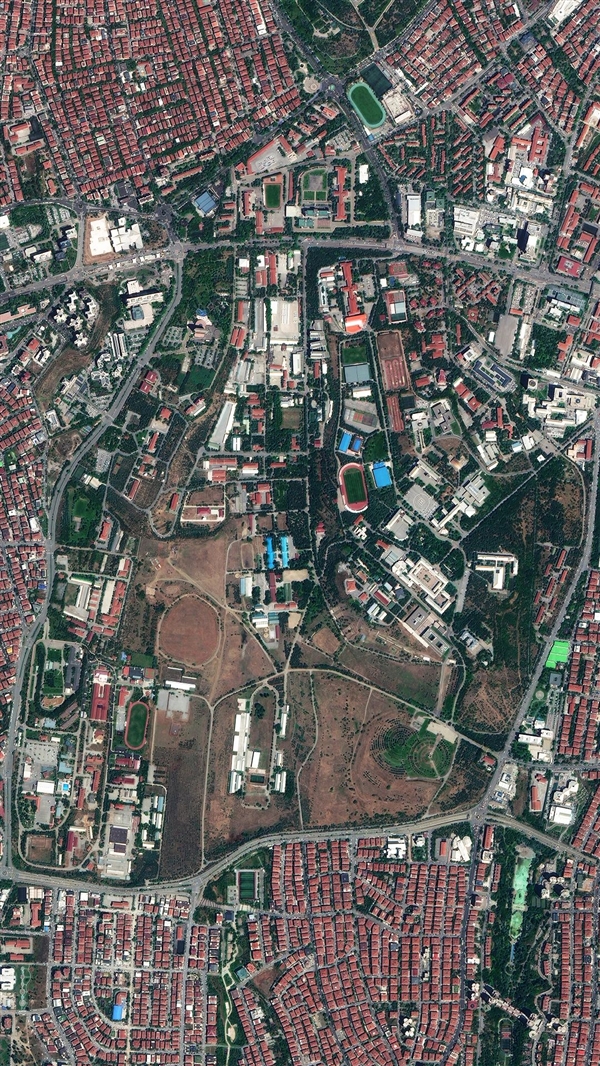 吉林一號衛(wèi)星帶你看浪漫的土耳其：古代城墻、現(xiàn)代建筑