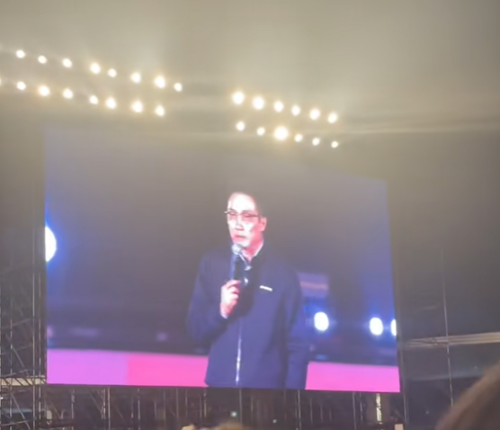 深受董明珠贊賞！王自如現(xiàn)身格力萬人晚會：霸氣維護現(xiàn)場秩序