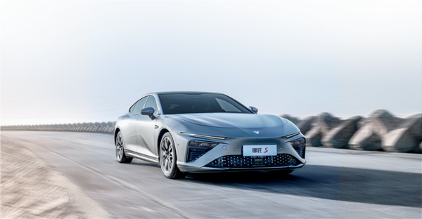 哪吒CEO張勇：主流中國車企技術(shù)都差不多 不能小瞧了合資車