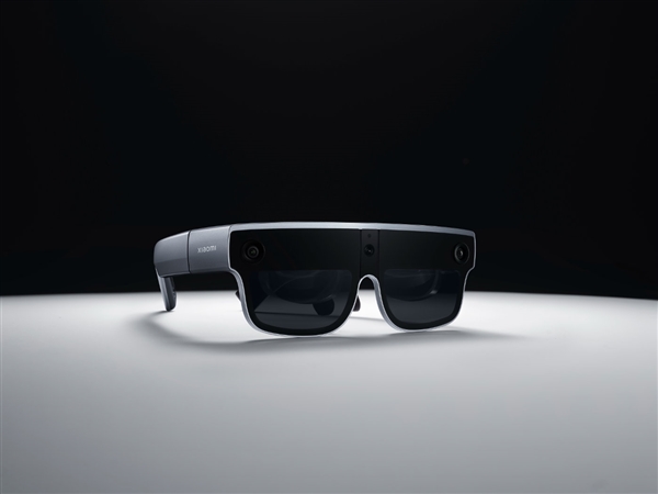 一文看懂小米無線AR眼鏡探索版：自研微手勢 隔空就能刷抖音