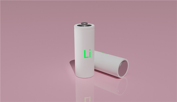 碳酸鋰期貨跌破10萬元/噸 李想：為了支持我們賣純電車 真是拼了