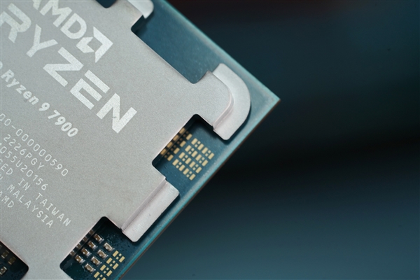 AMD 2006年來處理器存重大安全漏洞:前三代銳龍沒補(bǔ)丁(圖1) AMD 2006年來處理器存重大安全漏洞:前三代銳龍沒補(bǔ)丁