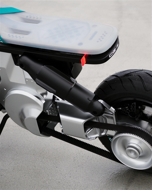 寶馬隆重推出寶驢