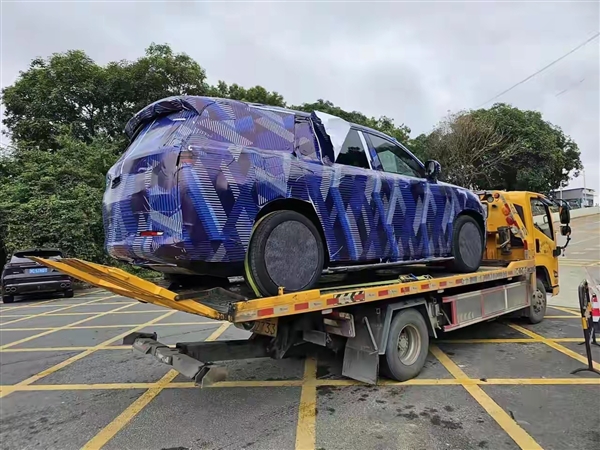 趙長(zhǎng)江放言產(chǎn)品力高于理想L9、問(wèn)界M9：騰勢(shì)全新大型SUV曝光