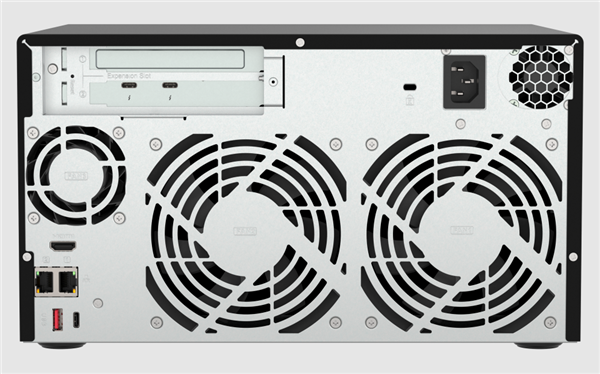 威聯(lián)通發(fā)布全新八盤位NAS：酷睿i9處理器 雙雷電4