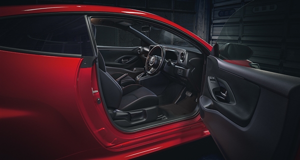 可以上路的拉力賽車你會買嗎！新款GR YARiS國內經(jīng)銷商公布