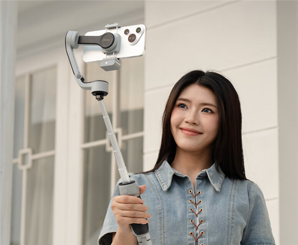 449元起 智云寫趣CQ5智能手機(jī)云臺發(fā)布：支持語音控制
