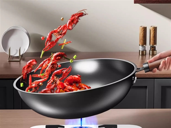 無涂層不粘鍋：康巴赫精鐵炒鍋大促僅69.9元