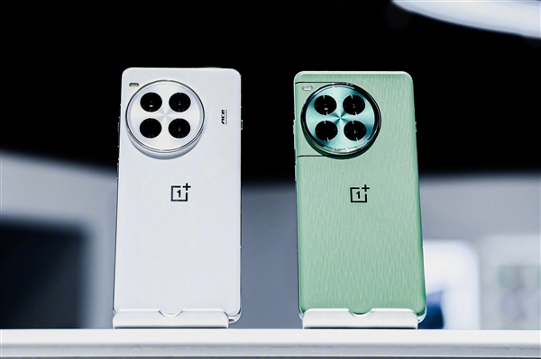 驍龍8 Gen3續(xù)航怪獸！一加Ace 3 Pro明天首銷：3199元起