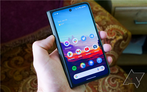 全球首款A(yù)ndroid 15折疊屏！谷歌Pixel 9 Pro Fold官宣