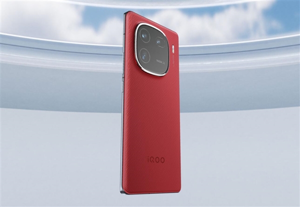 iQOO 12 Pro發(fā)布：首發(fā)三星2K E7屏 4999元起