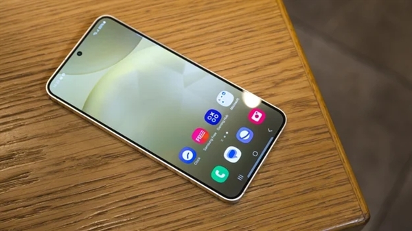 4個(gè)月時(shí)間暴降1500元！三星S24 618到手價(jià)3999元