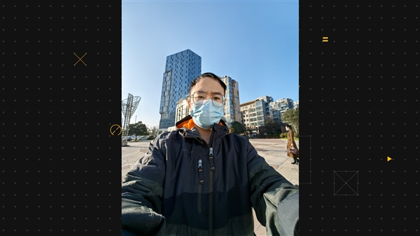 與眾不同的雙旦節(jié)禮物！華為Pocket S評(píng)測(cè)視頻：未來也許是小折疊手機(jī)天下