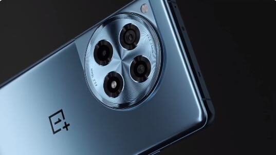 李杰：一加Ace 3堅(jiān)定選擇金屬中框 希望更多廠商跟進(jìn)