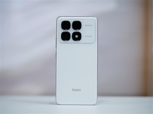 王騰談Redmi K70至尊版2599元定價(jià)：壓力非常大 內(nèi)存漲價(jià)太多