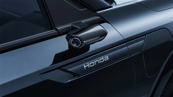 本田中國全新品牌“燁”首款車型亮相：燁S7官圖正式發(fā)布 配備電子外后視鏡