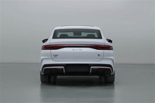 百公里油耗不到4升！比亞迪秦L申報(bào)：車長(zhǎng)4.8米中型轎車