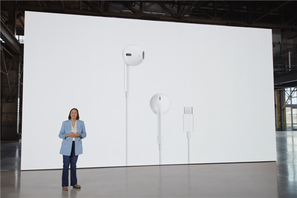 歷史性一刻！iPhone 15系列更換USB-C接口：lighting被拋棄