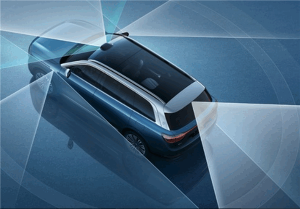 老司機(jī)怒斥智駕沉迷者：你這種人很可怕